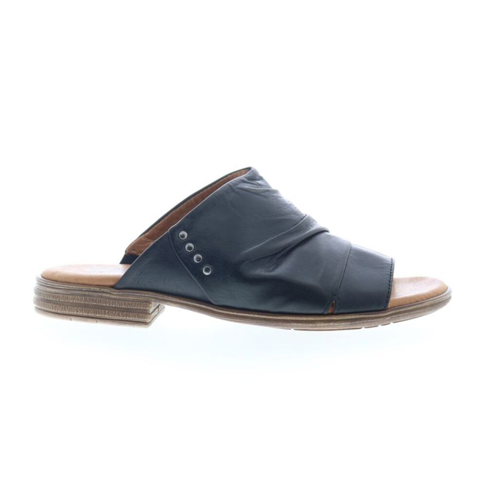 Women’s Black Slide Sandal with Low Block Heel